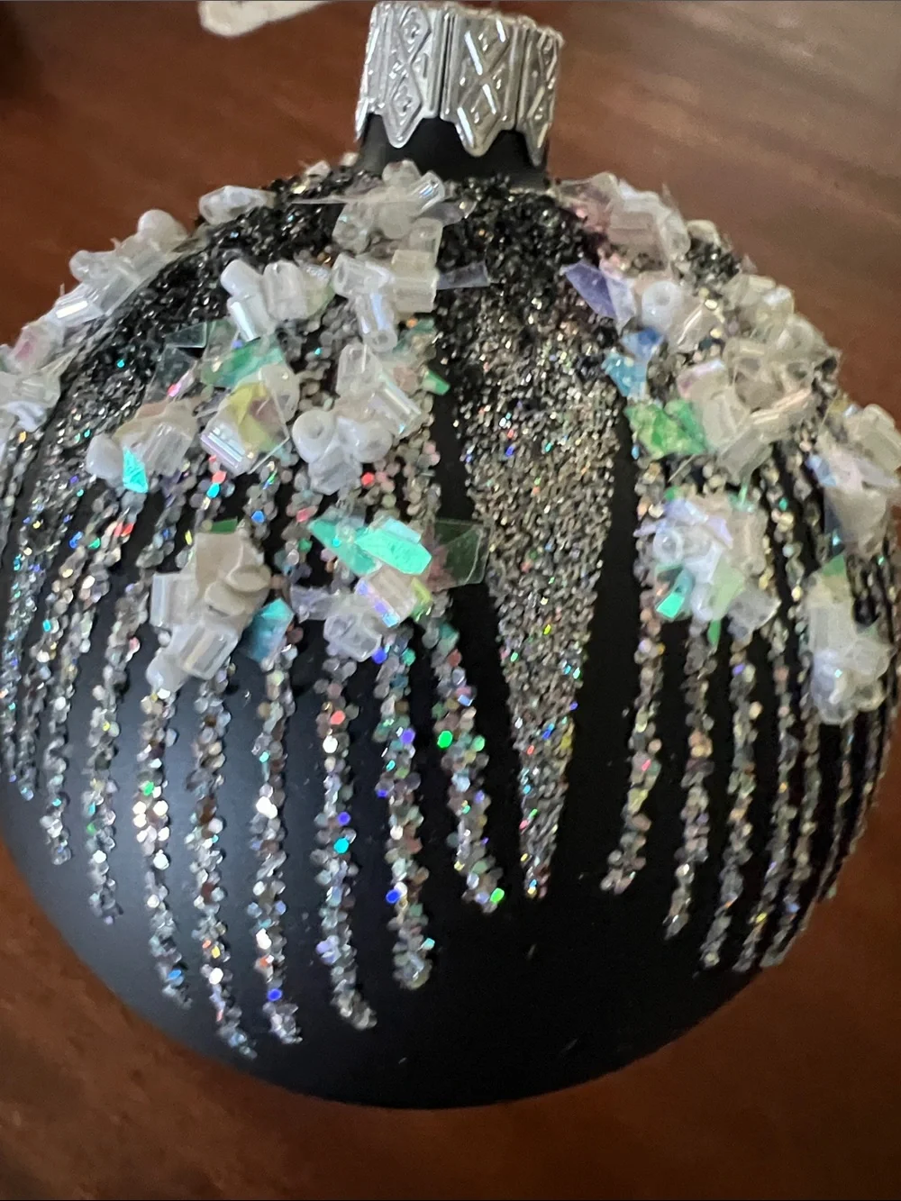 💎Black Beaded Holiday Ornament with Iridescent Accents💎